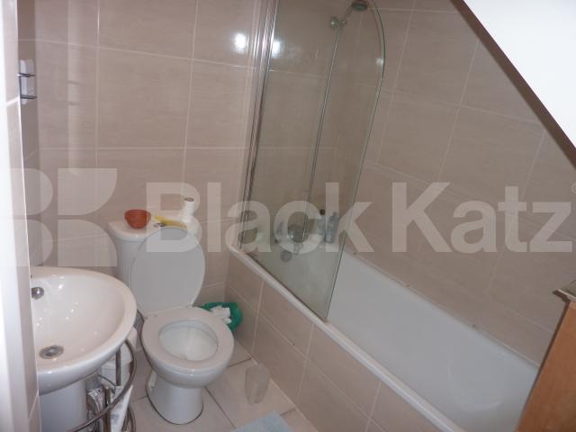 			NEW INSTRUCTION, 2 Bedroom, 1 bath, 1 reception Flat			 Sutherland Avenue, MAIDA VALE